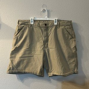 Carhartt tan cargo shorts size 40